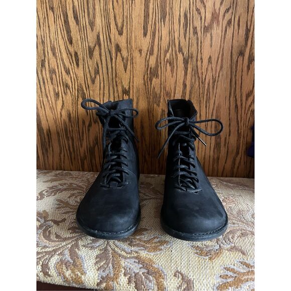 Merrell Shoes - Merrell Black Boots Woman’s Size 8